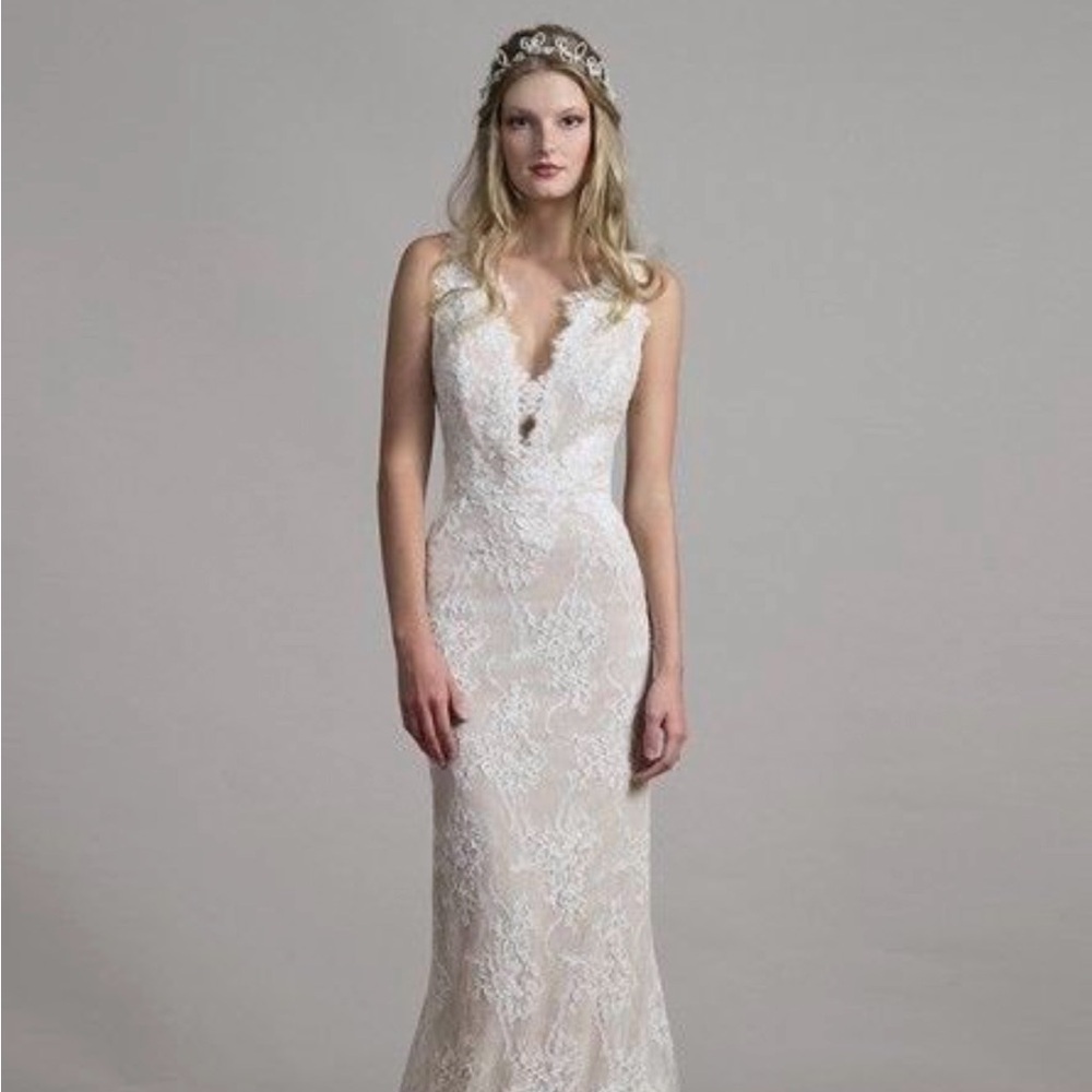 Elegant White Lace Dress